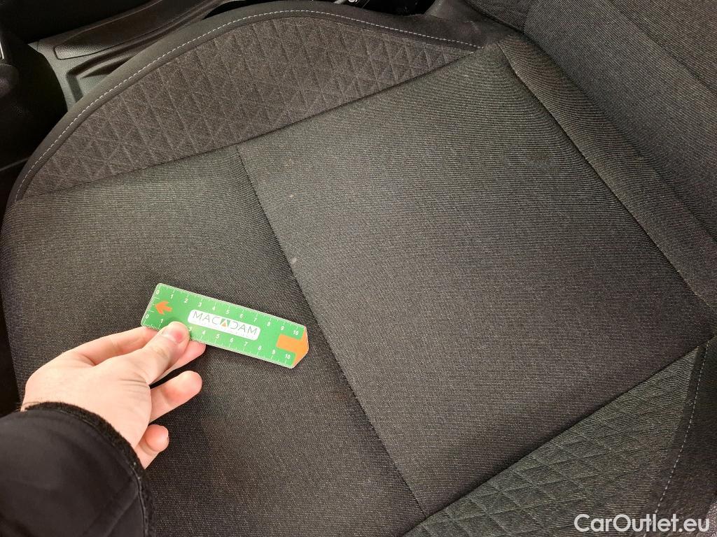  Renault  Clio  V Business 1.6 E-TECH Hybrid 140CV BVA6 E6d #18