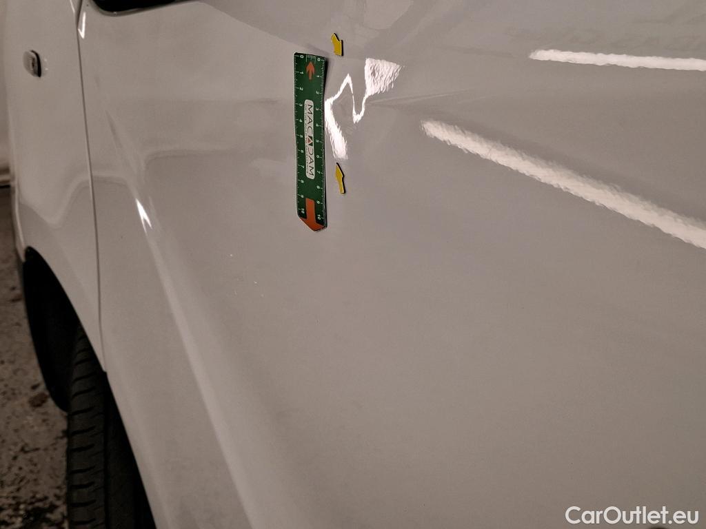  Renault  Trafic RENAULT  VU 4p Fourgon CA CF L2H1 1200 dCi 95 E6 #74