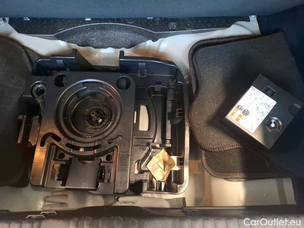  Citroen  C3  Feel Business 1.5 BlueHDI 100CV BVM6 E6dT #23