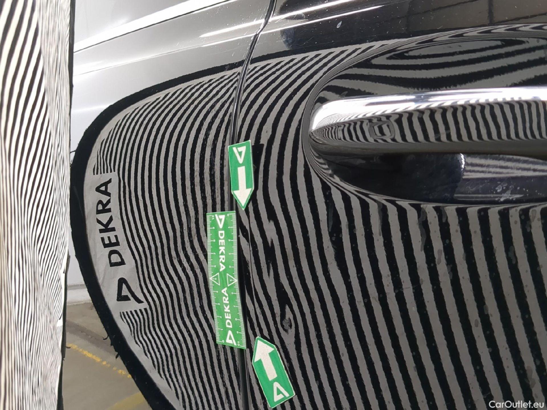  Mercedes  GLB MERCEDES-BENZ  / 2019 / 5P / SUV  220 d AMG Line 4Matic #17