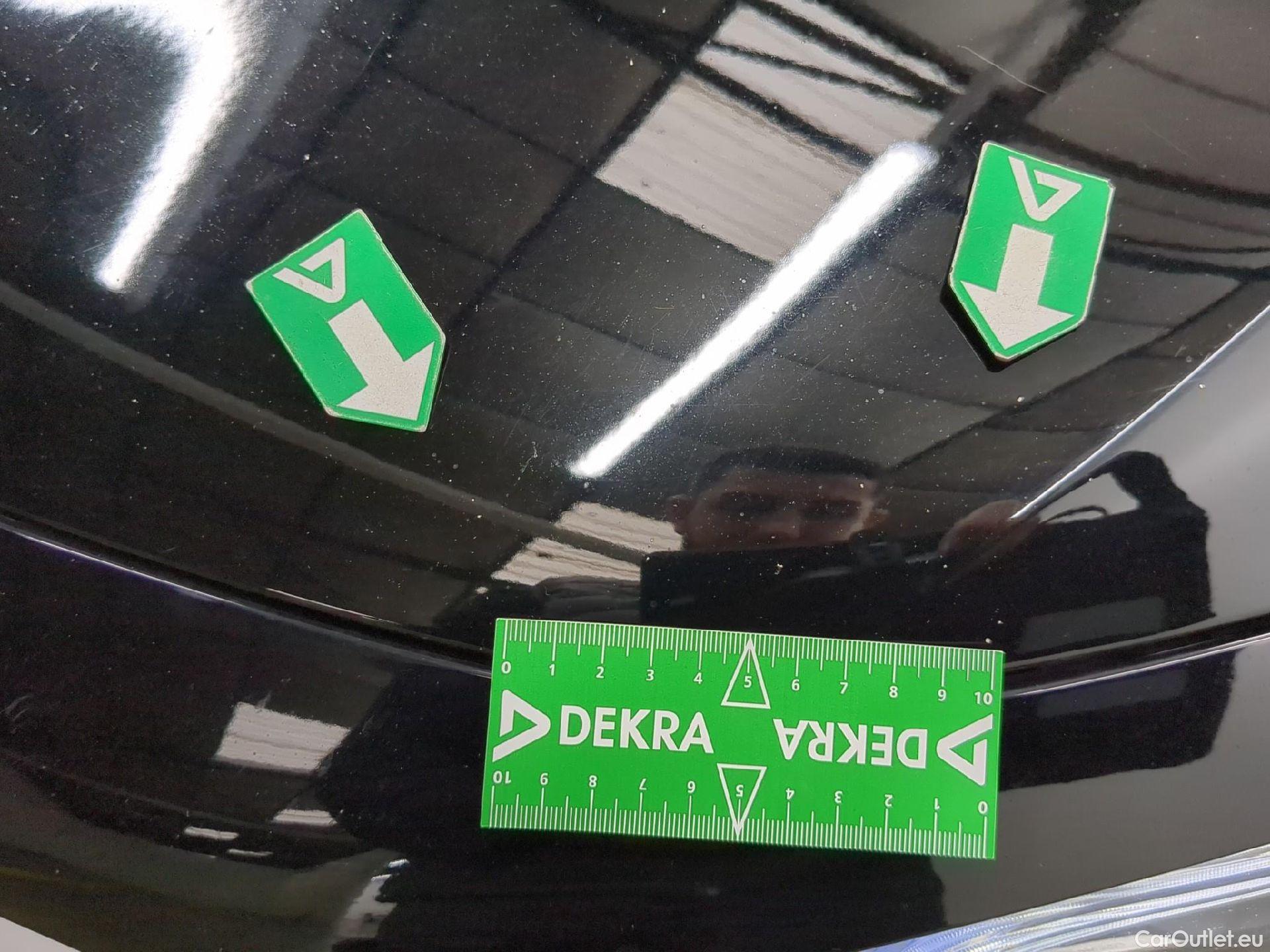  Mercedes  GLB MERCEDES-BENZ  / 2019 / 5P / SUV  220 d AMG Line 4Matic #25