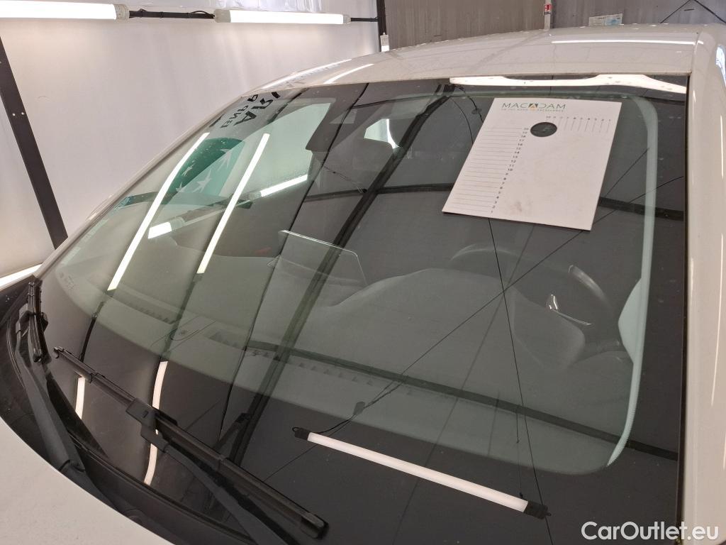  Peugeot  208  (e-) Active Business R 50kWh BVA / TRANSFO VP VF
 #1