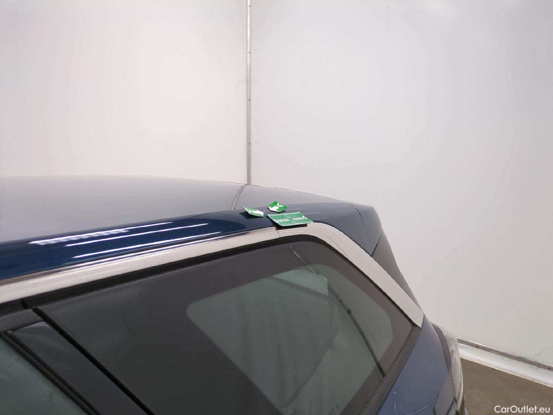  Peugeot  5008  Active Pack 1.2 PureTech 130CV BVA8 7 Sieges E6d #28