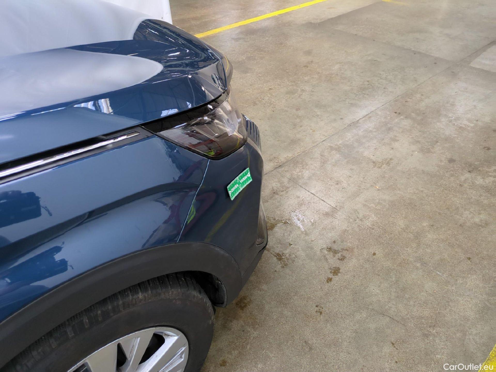  Peugeot  5008  Active Pack 1.2 PureTech 130CV BVA8 7 Sieges E6d #17