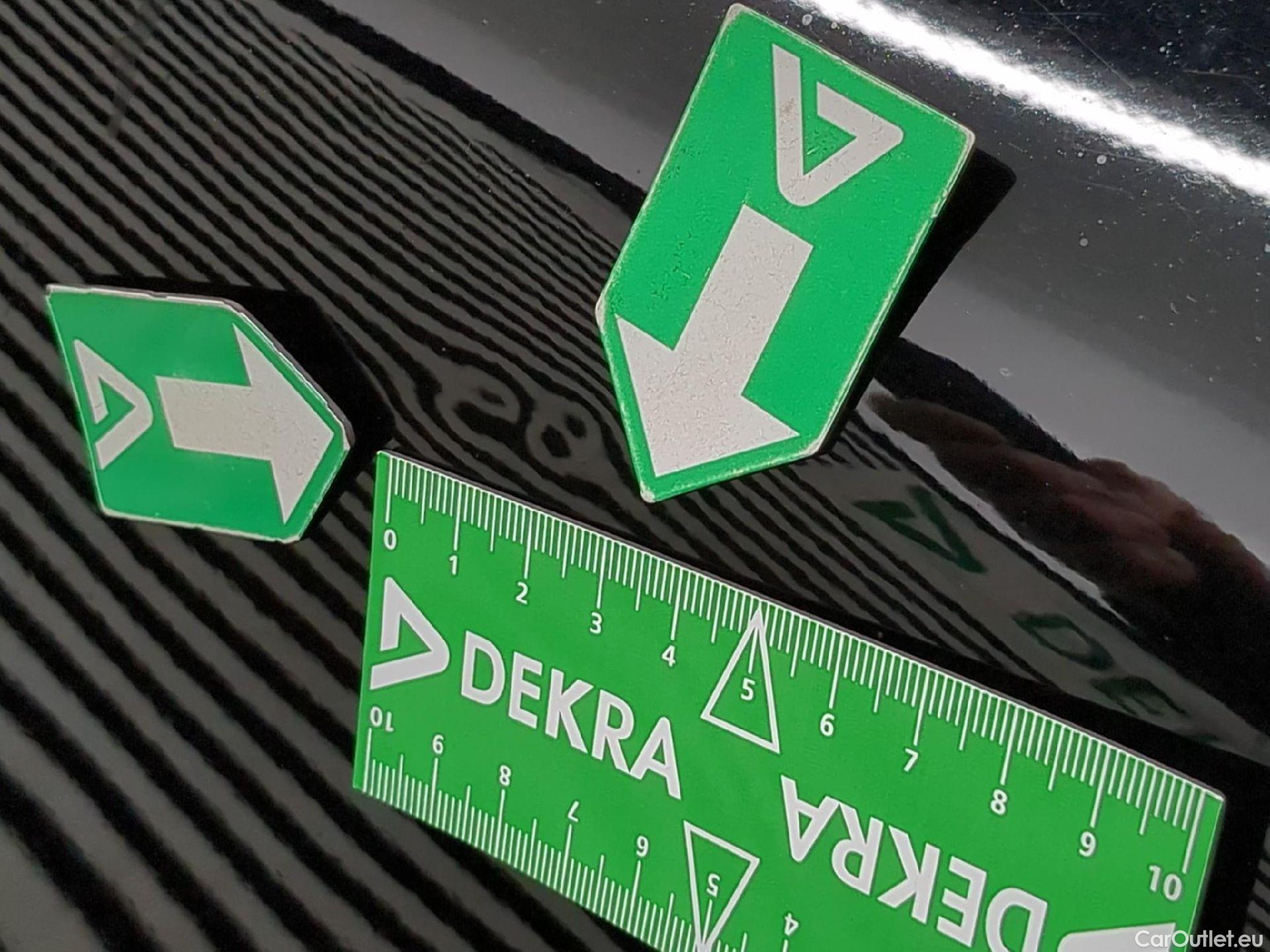  Mercedes  GLB MERCEDES-BENZ  / 2019 / 5P / SUV  220 d AMG Line 4Matic #14