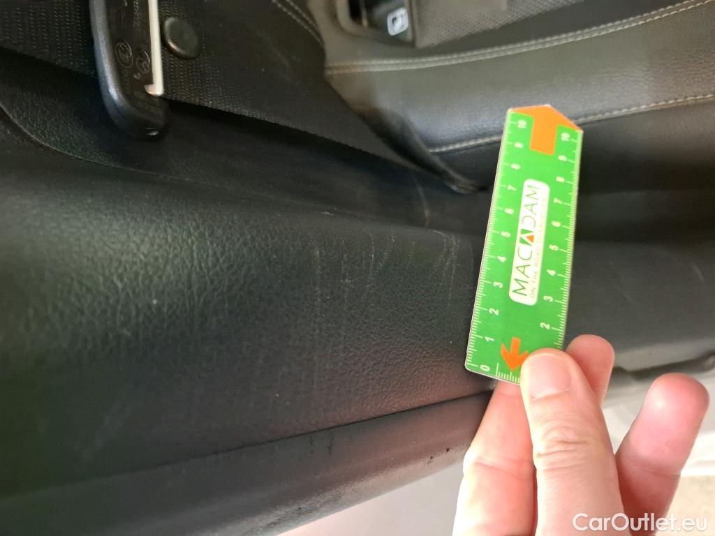  Mercedes  A-Klasse MERCEDES-BENZ Classe A Berline 4p Berline A 200 Business Line 7G-DCT #13