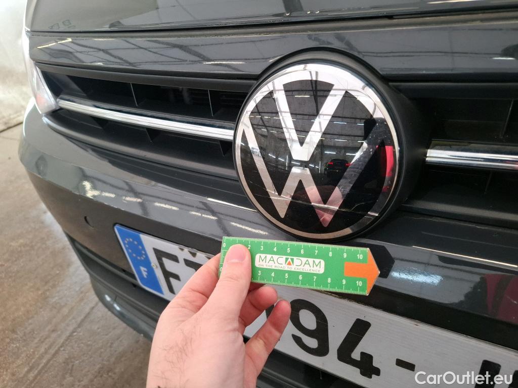  Volkswagen  Polo VOLKSWAGEN  / 2017 / 5P / Berline 1.0 TSI 95 Lounge Business #8