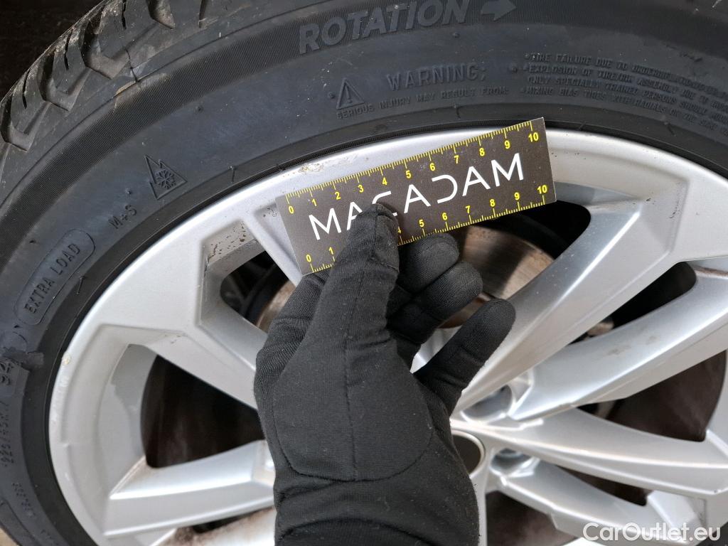  Audi  A3 AUDI  Sportback / 2020 / 5P / Berline 35 TFSI 150 MHEV S Tronic Business Line #19