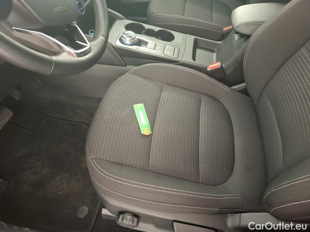  Ford  Kuga FORD  / 2019 / 5P / SUV 2.5 Duratec 190 FHEV Powershift Titanium #26