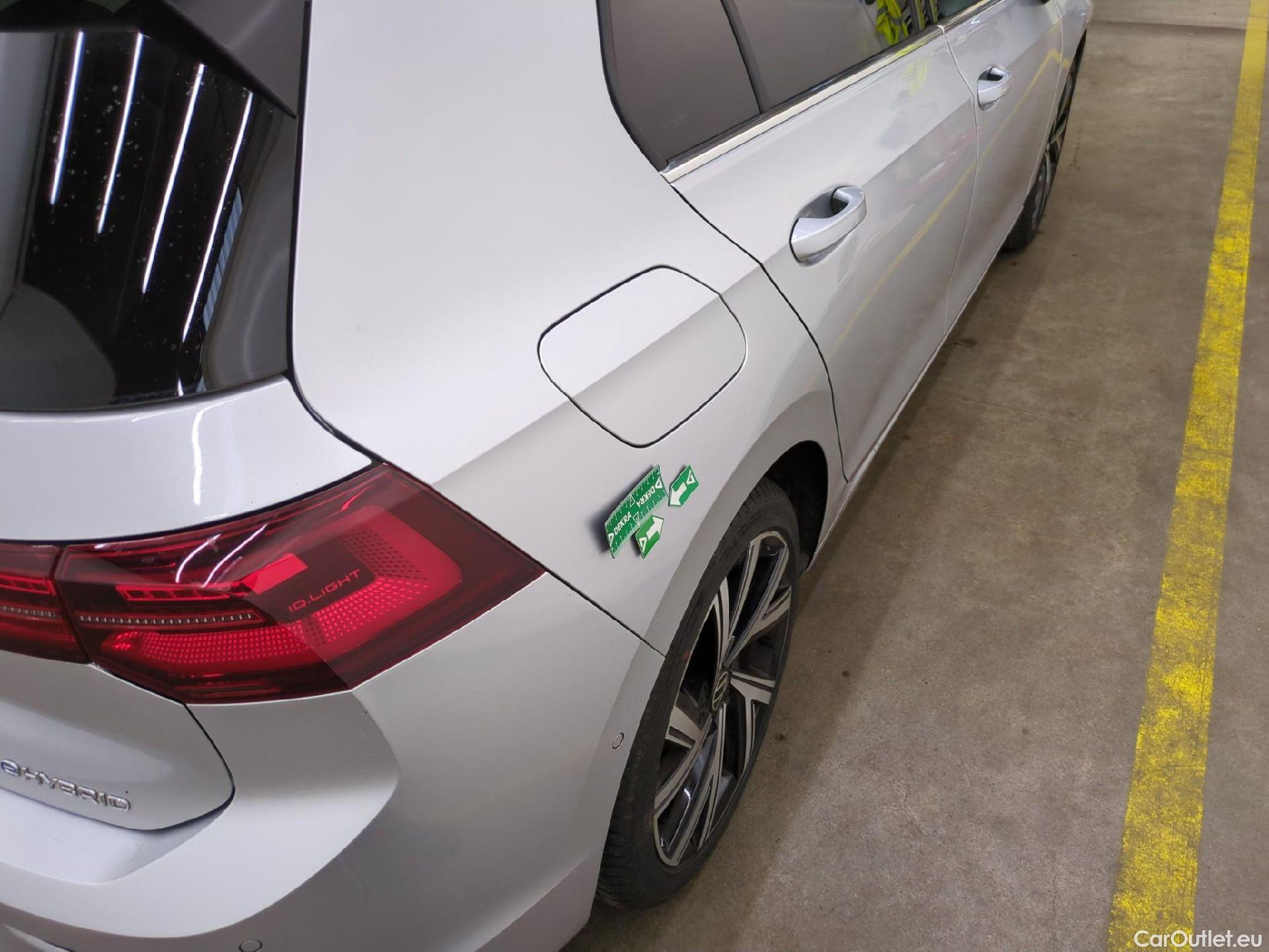  Volkswagen  Golf  VOLKSWAGEN / 2020 / 5P / Berline 1.4 eHybrid OPF 204 DSG6 Style #11