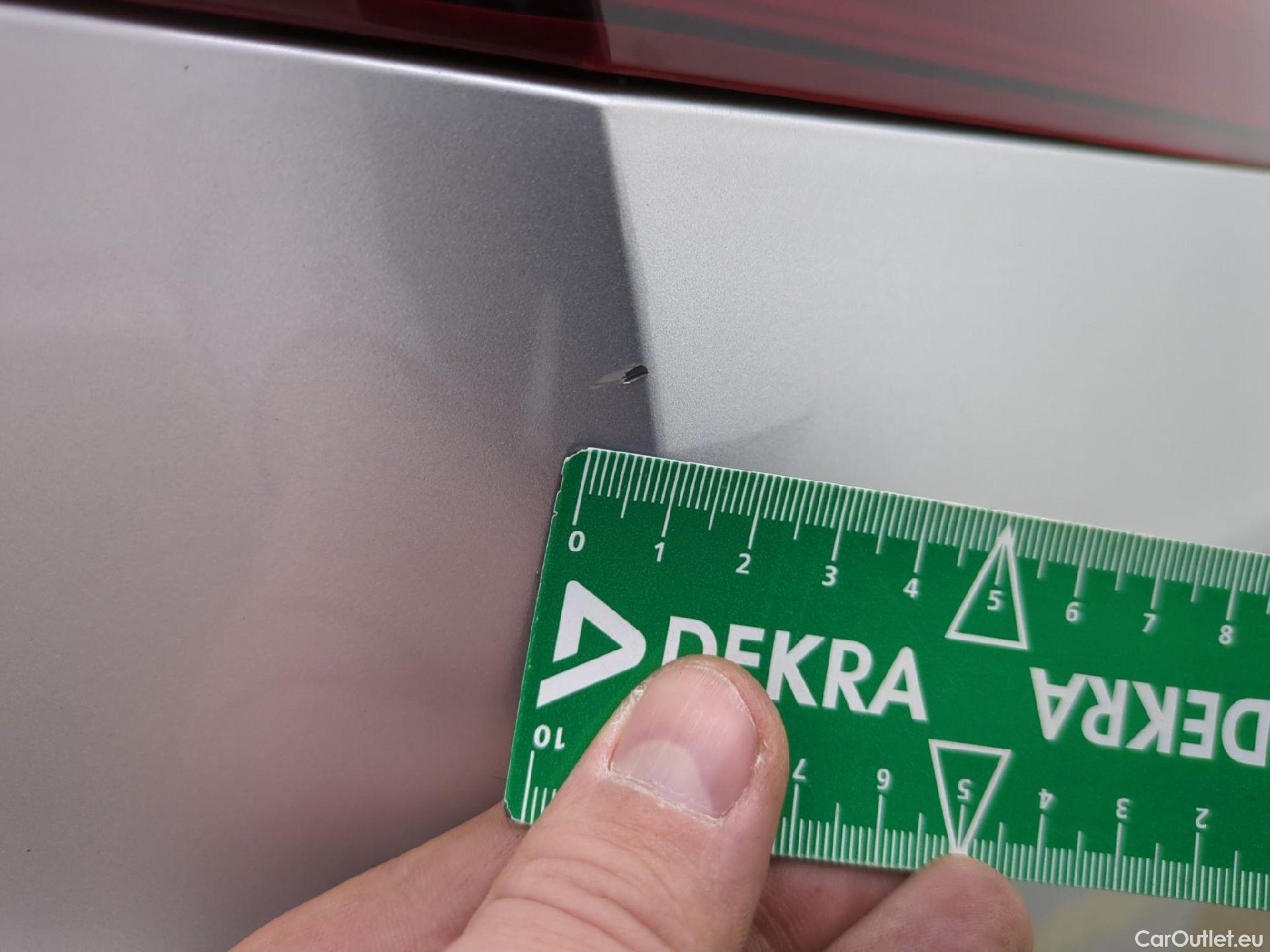  Volkswagen  Golf  VOLKSWAGEN / 2020 / 5P / Berline 1.4 eHybrid OPF 204 DSG6 Style #30