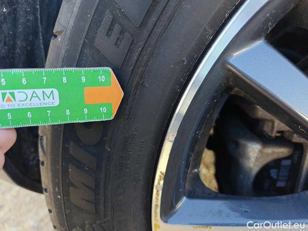  Peugeot  3008 PEUGEOT  / 2020 / 5P / todoterreno 1.5 BlueHDi 96kW (130CV) S&S Allure EAT8 #10