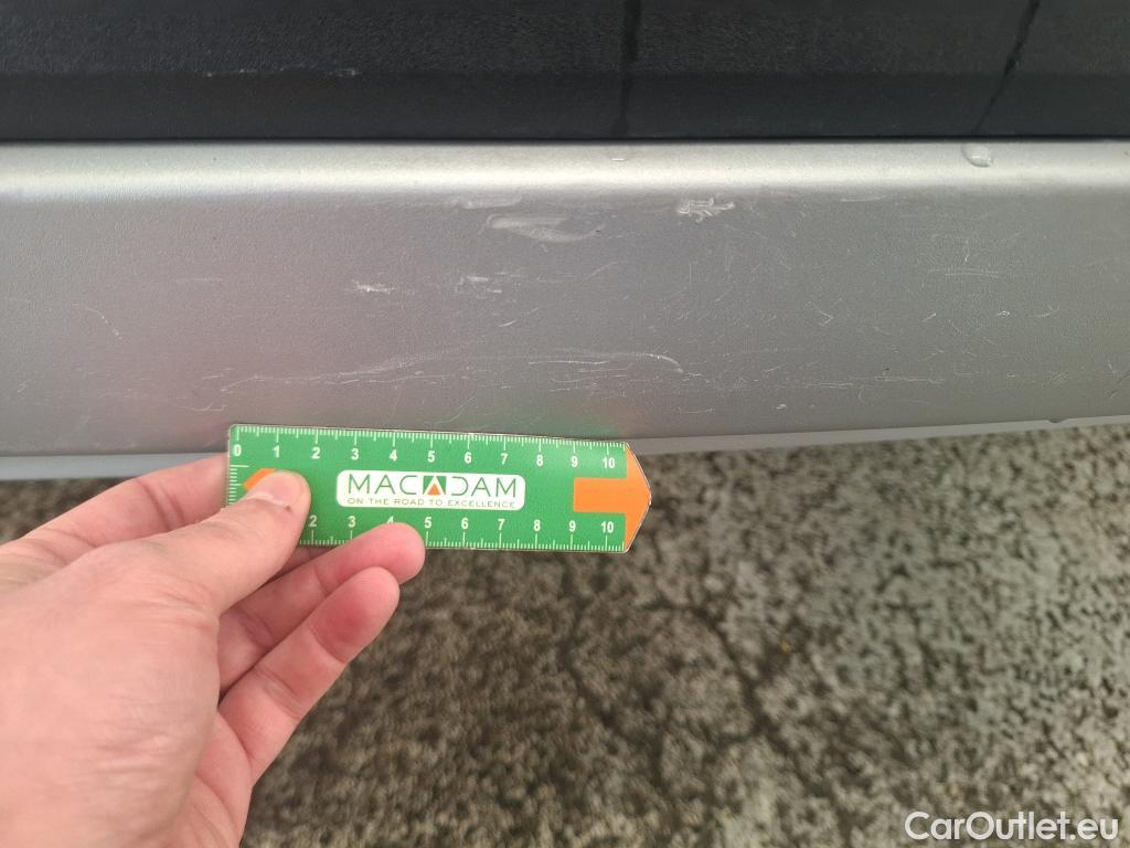  Ford  Kuga FORD  / 2019 / 5P / SUV 2.5 Duratec 190 FHEV Powershift Titanium #11