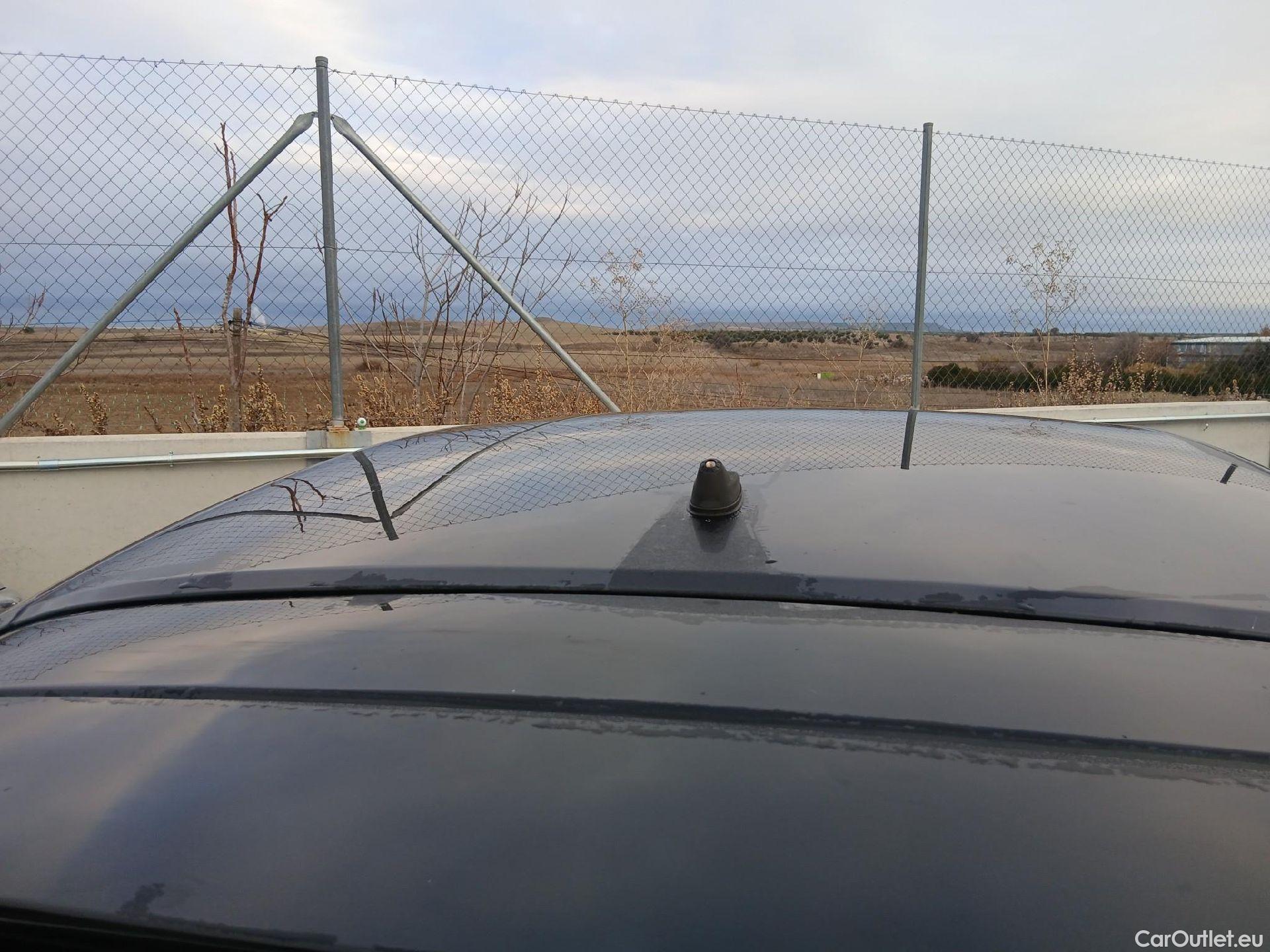  Opel  Corsa OPEL  / 2019 / 5P / berlina con portón 1.2T XHL 74kW (100CV) Edition #18