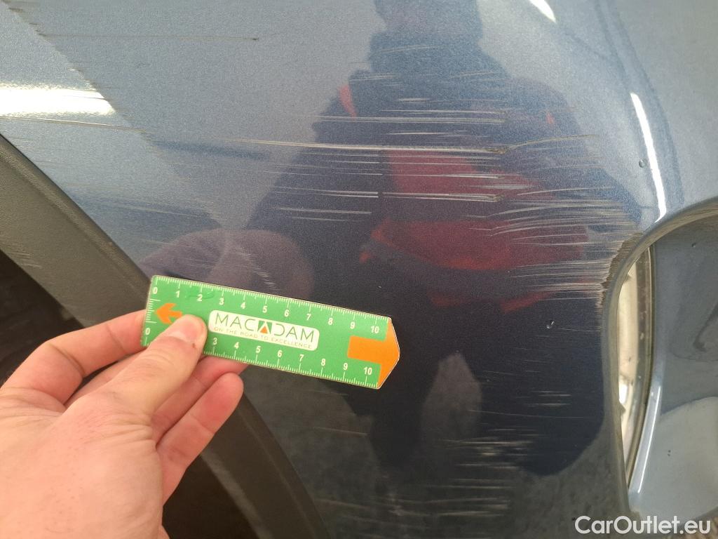  Ford  Kuga FORD  / 2019 / 5P / SUV 2.5 Duratec 190 FHEV Powershift Titanium #6