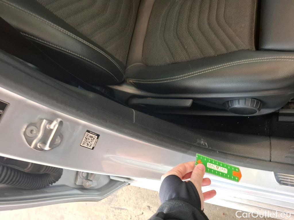  Mercedes  A-Klasse MERCEDES-BENZ Classe A Berline 4p Berline A 200 Business Line 7G-DCT #16