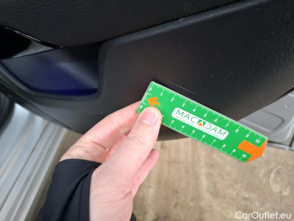  Mercedes  A-Klasse MERCEDES-BENZ Classe A Berline 4p Berline A 200 Business Line 7G-DCT #15