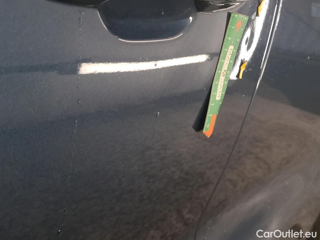  Ford  Kuga FORD  / 2019 / 5P / SUV 2.5 Duratec 190 FHEV Powershift Titanium #20