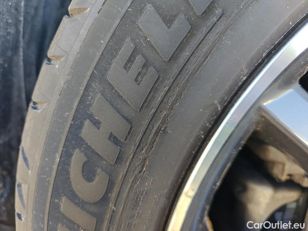  Peugeot  3008 PEUGEOT  / 2020 / 5P / todoterreno 1.5 BlueHDi 96kW (130CV) S&S Allure EAT8 #11