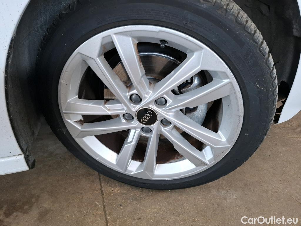  Audi  A3 AUDI  Sportback / 2020 / 5P / Berline 35 TFSI 150 MHEV S Tronic Business Line #10