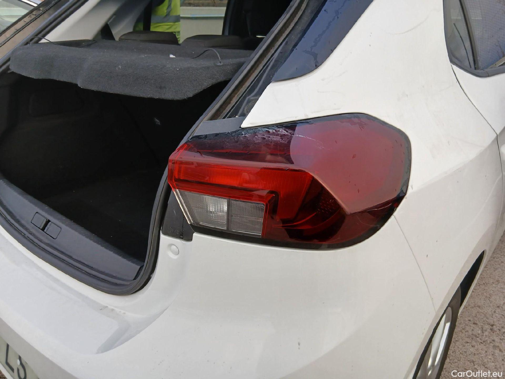  Opel  Corsa OPEL  / 2019 / 5P / berlina con portón 1.2T XHL 74kW (100CV) Edition #5