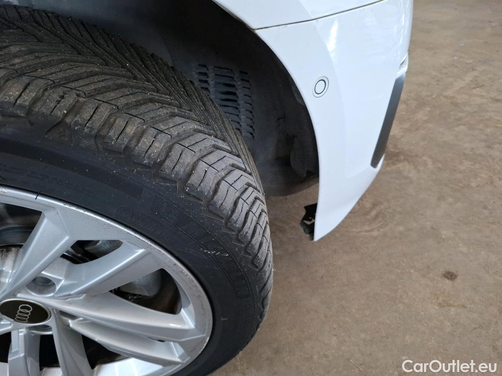  Audi  A3 AUDI  Sportback / 2020 / 5P / Berline 35 TFSI 150 MHEV S Tronic Business Line #35