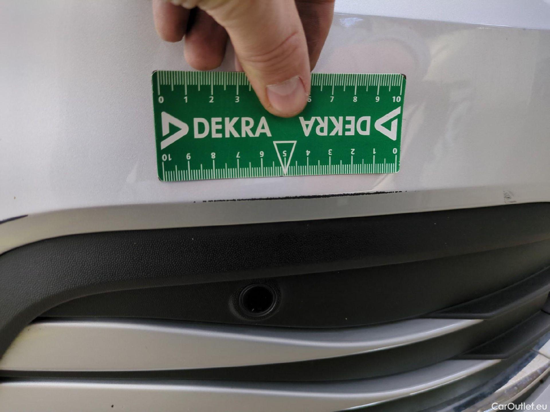  Volkswagen  Golf  VOLKSWAGEN / 2020 / 5P / Berline 1.4 eHybrid OPF 204 DSG6 Style #14