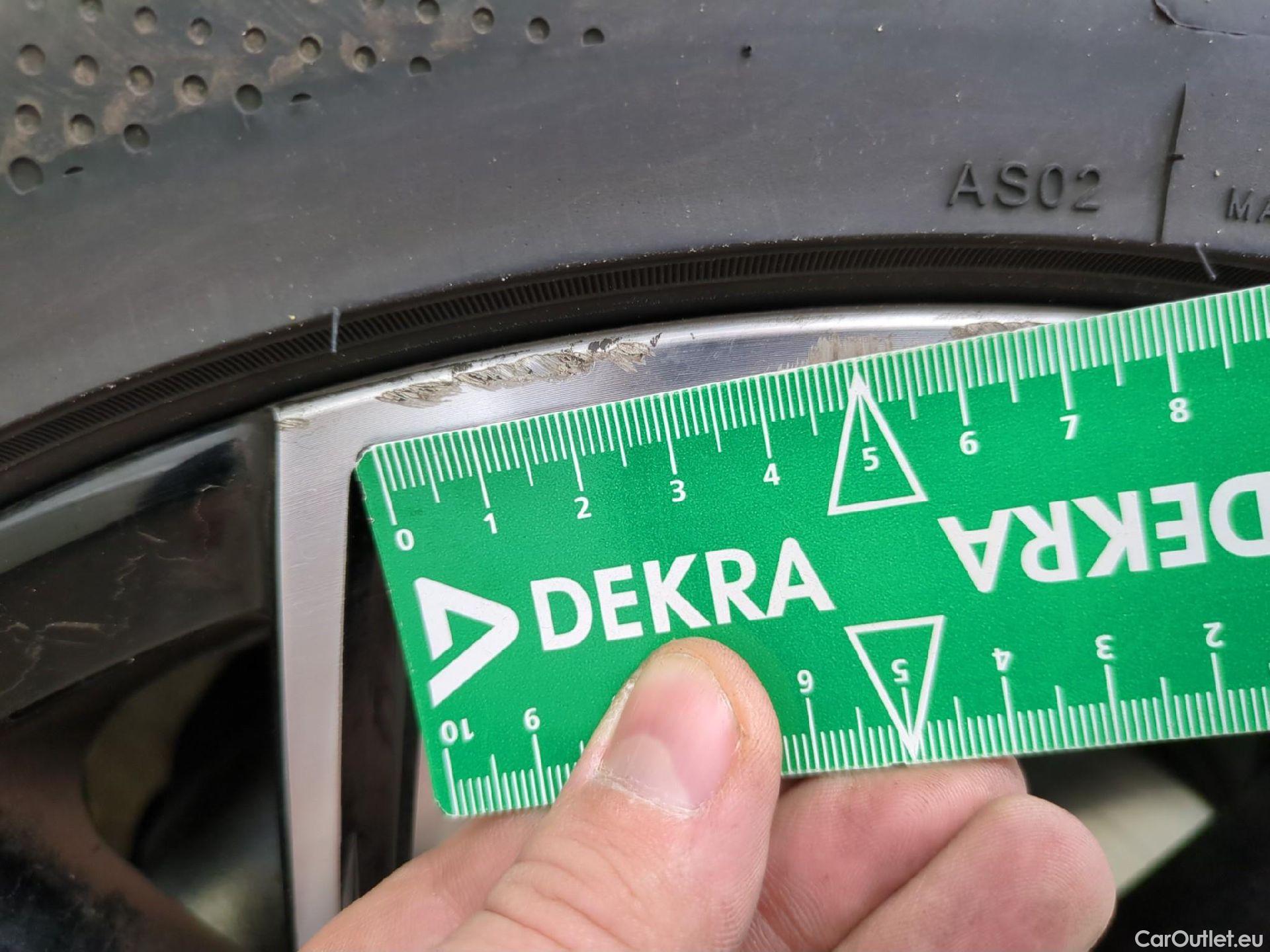  Volkswagen  Golf  VOLKSWAGEN / 2020 / 5P / Berline 1.4 eHybrid OPF 204 DSG6 Style #5