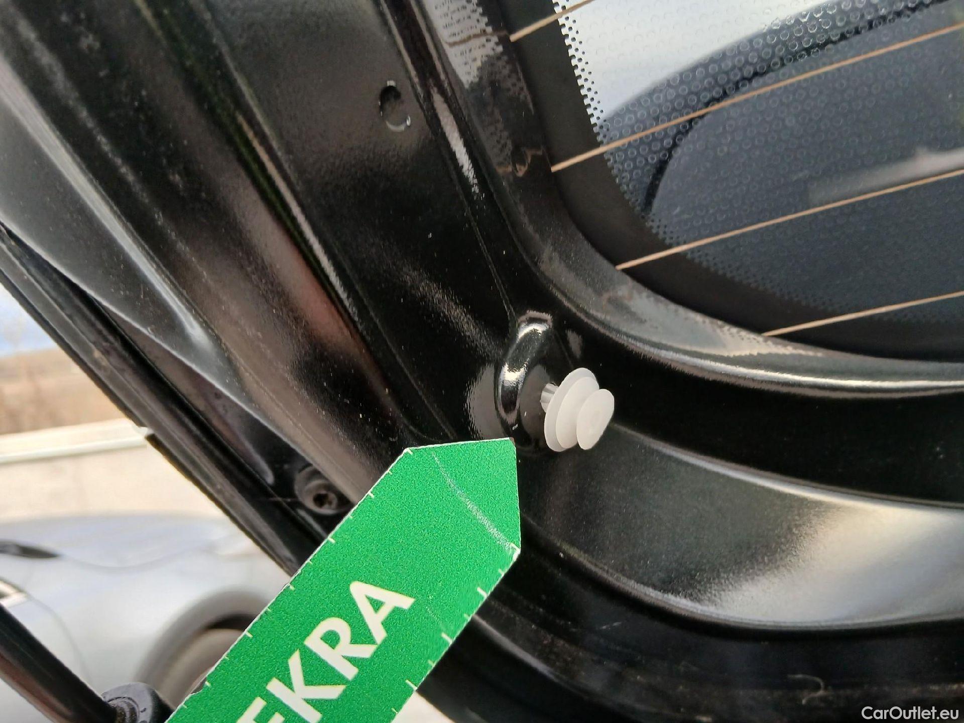  Opel  Corsa OPEL  / 2019 / 5P / berlina con portón 1.2T XHL 74kW (100CV) Edition #21