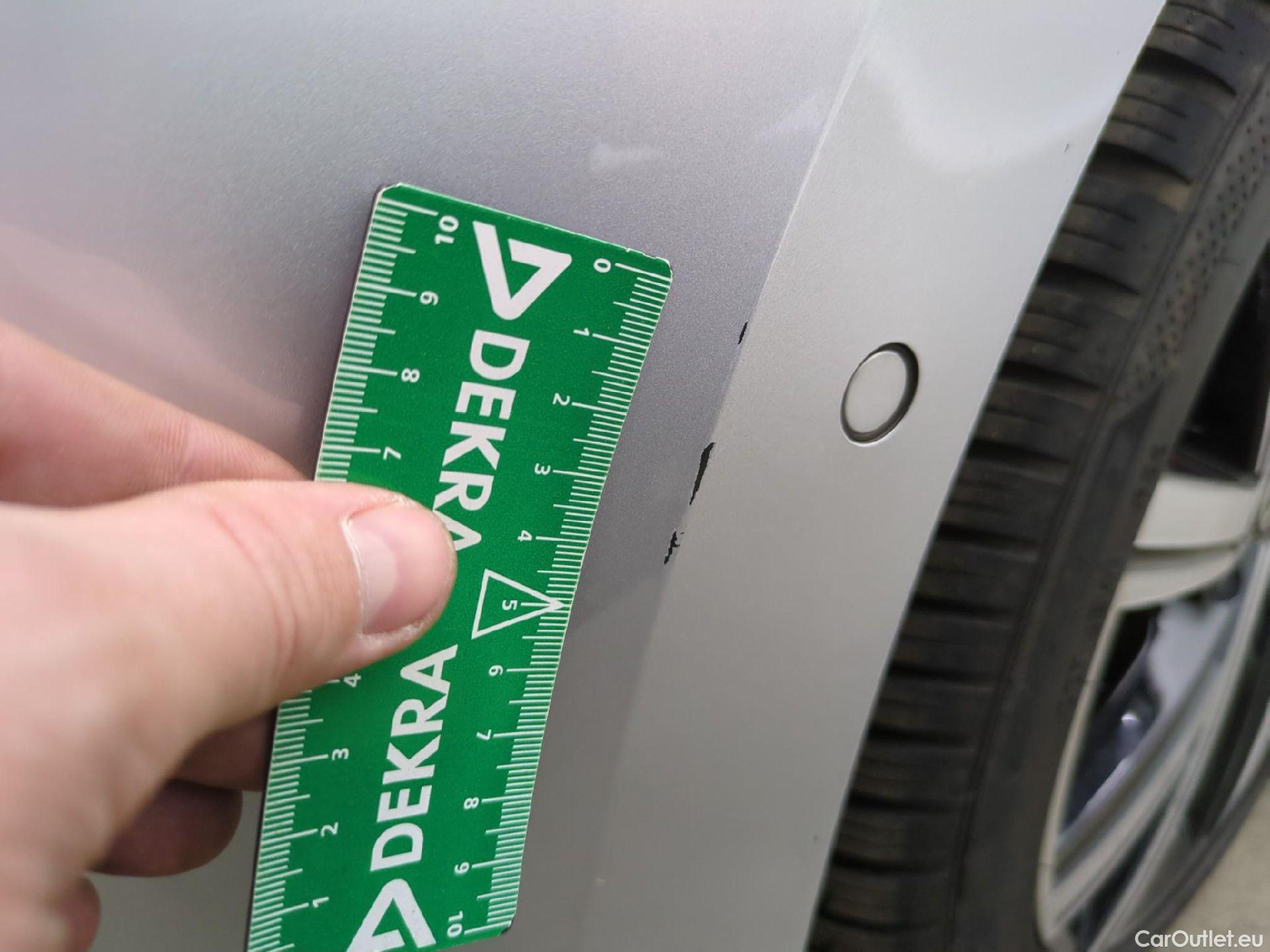  Volkswagen  Golf  VOLKSWAGEN / 2020 / 5P / Berline 1.4 eHybrid OPF 204 DSG6 Style #12