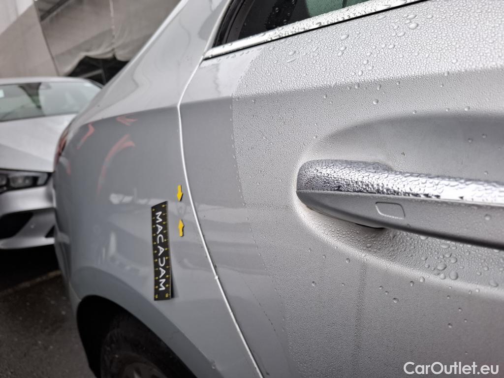  Mercedes  A-Klasse MERCEDES-BENZ Classe A Berline 4p Berline A 200 Business Line 7G-DCT #25