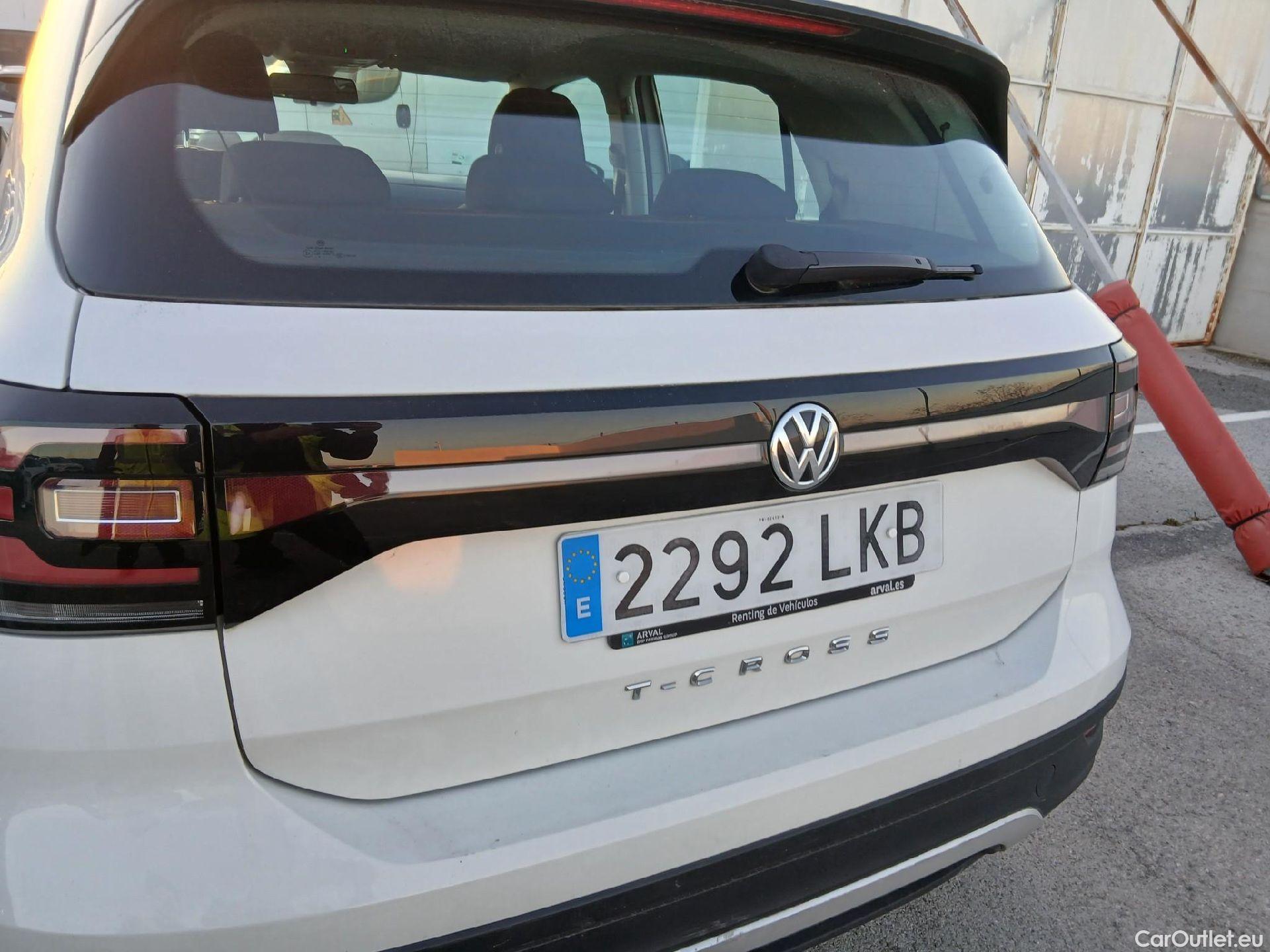  Volkswagen  T-CROSS VOLKSWAGEN  / 2018 / 5P / todoterreno Edition 1.0 TSI 70kW (95CV) #23