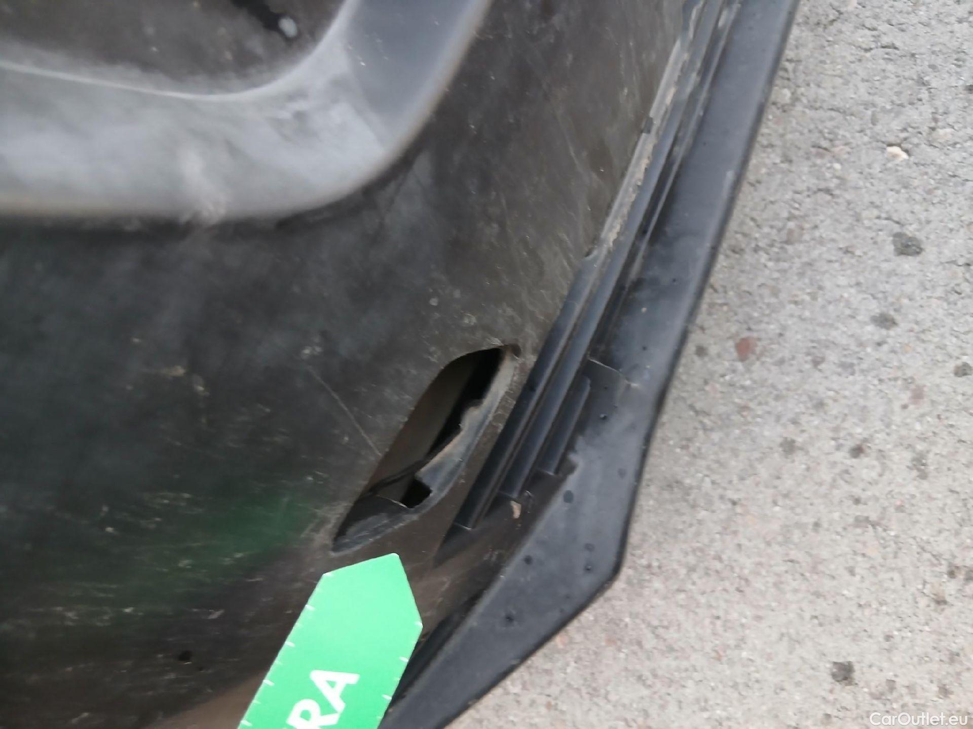  Opel  Vivaro OPEL  / 2019 / 4P / furgón 1.5 Diésel 88kW (120CV) M Std Select #18