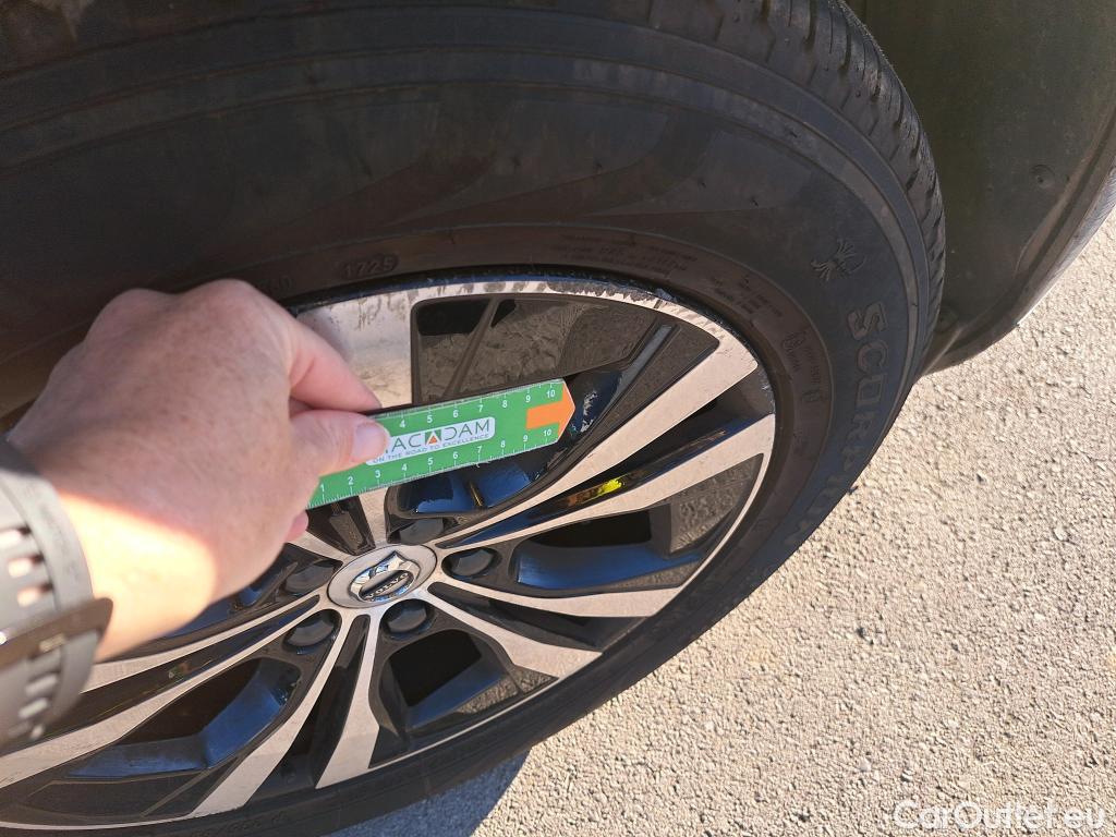  Volvo  XC60 VOLVO  / 2017 / 5P / todoterreno 2.0 T6 AWD Recharge Inscription Exp Auto #12