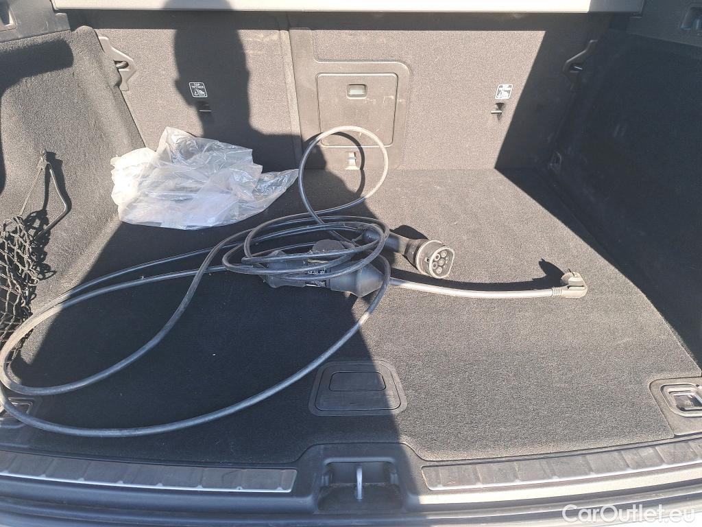  Volvo  XC60 VOLVO  / 2017 / 5P / todoterreno 2.0 T6 AWD Recharge Inscription Exp Auto #30