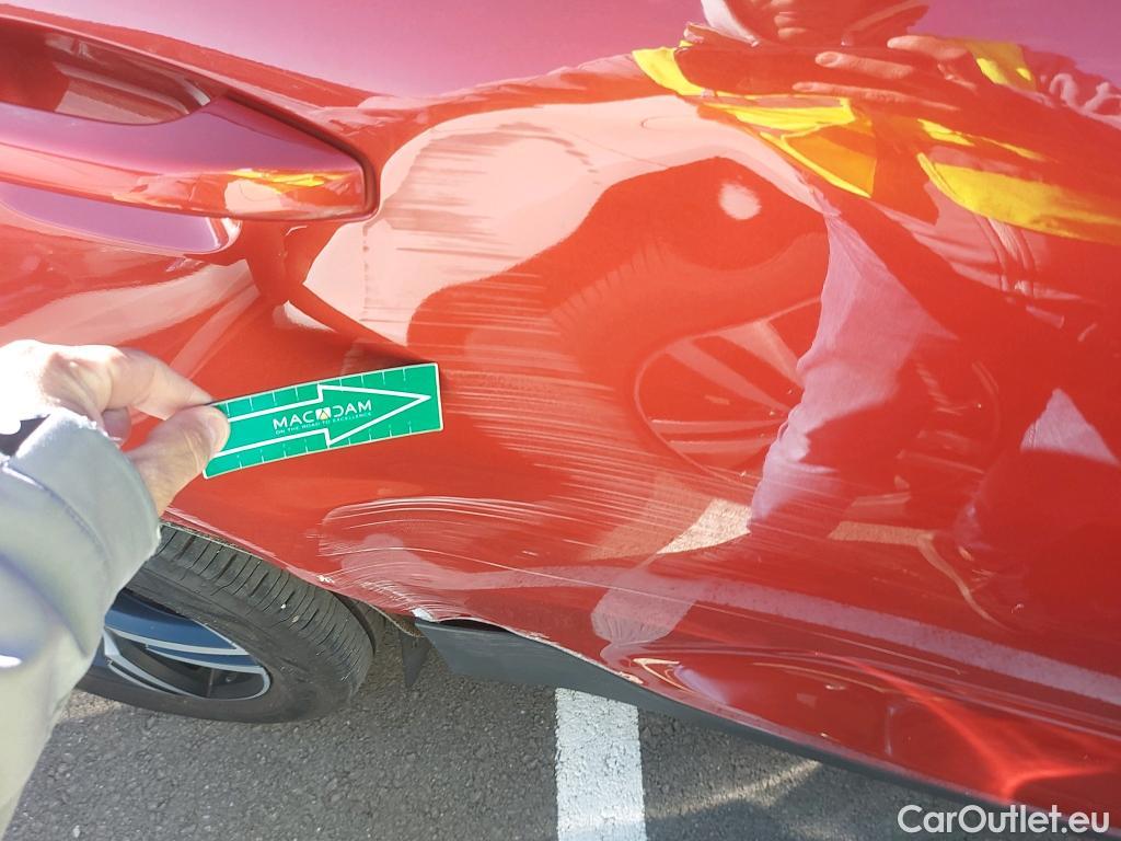  Volvo  XC 40 VOLVO XC40 / 2017 / 5P / todoterreno 1.5 T5 Twin R-Design Auto #2