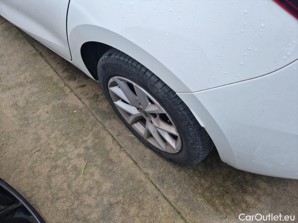  Land Rover  Discovery SEAT Nuevo León / 2020 / 5P / berlina con portón 2.0 TDI 85kW S&S Style Go(SP) #5