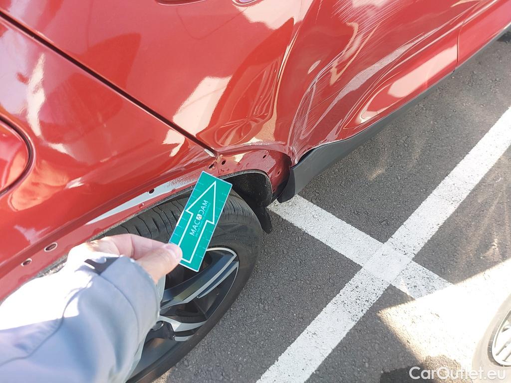  Volvo  XC 40 VOLVO XC40 / 2017 / 5P / todoterreno 1.5 T5 Twin R-Design Auto #18