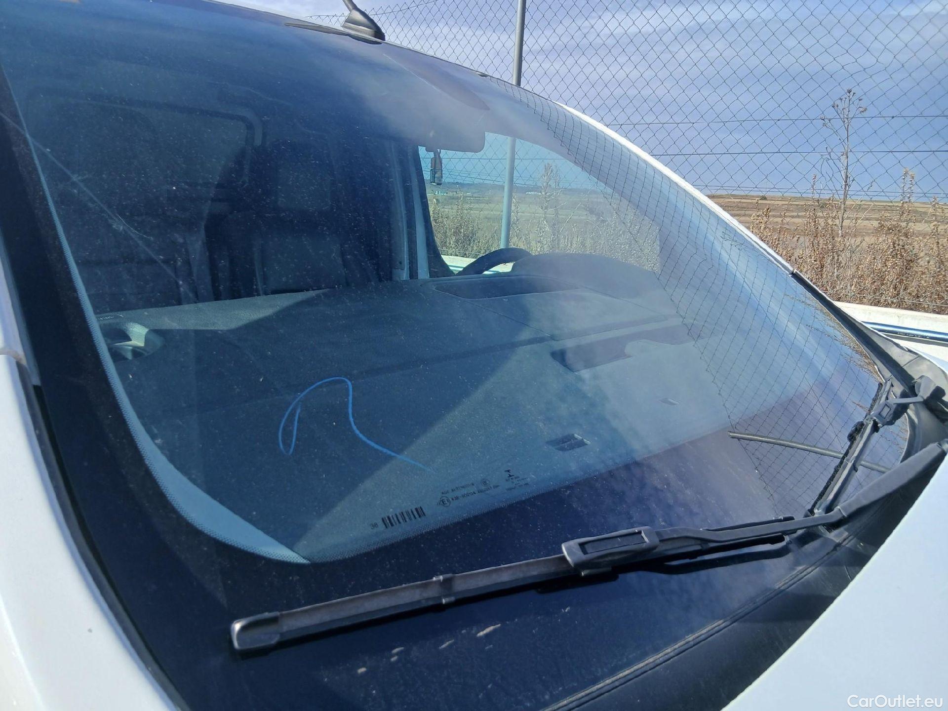  Opel  Vivaro OPEL  / 2019 / 4P / furgón 1.5 Diésel 88kW (120CV) M Std Select #10