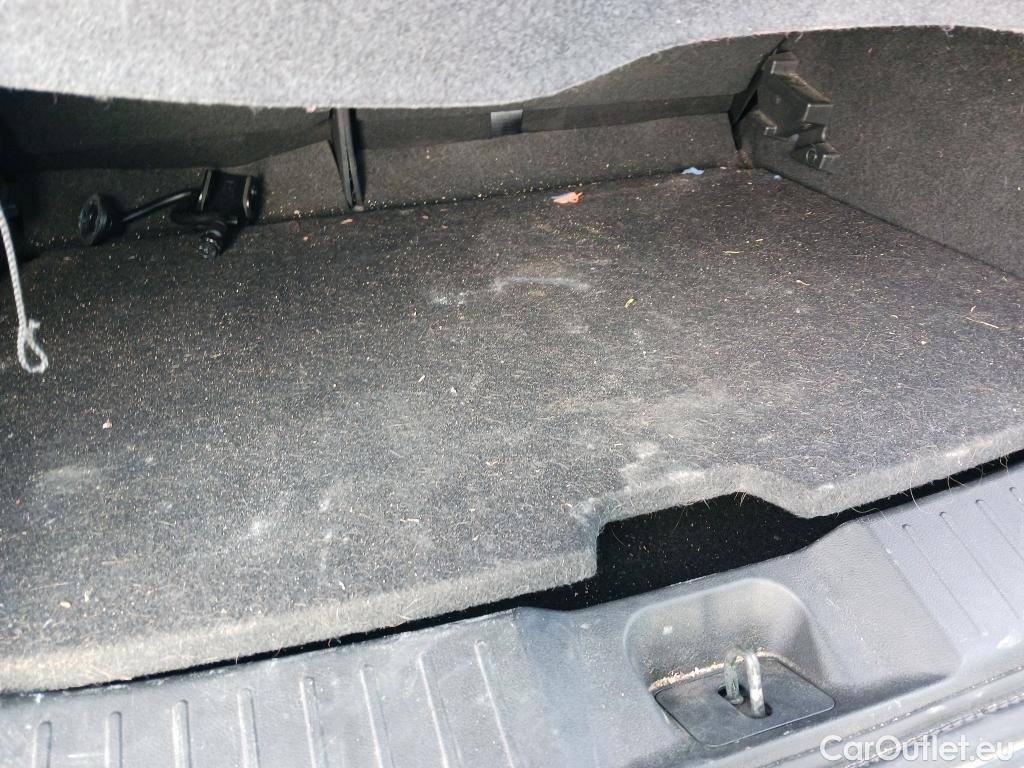  Nissan  Juke NISSAN  / 2019 / 5P / crossover DIG-T 84 kW (114 CV) DCT 7 V N-Connecta (AC2) #7