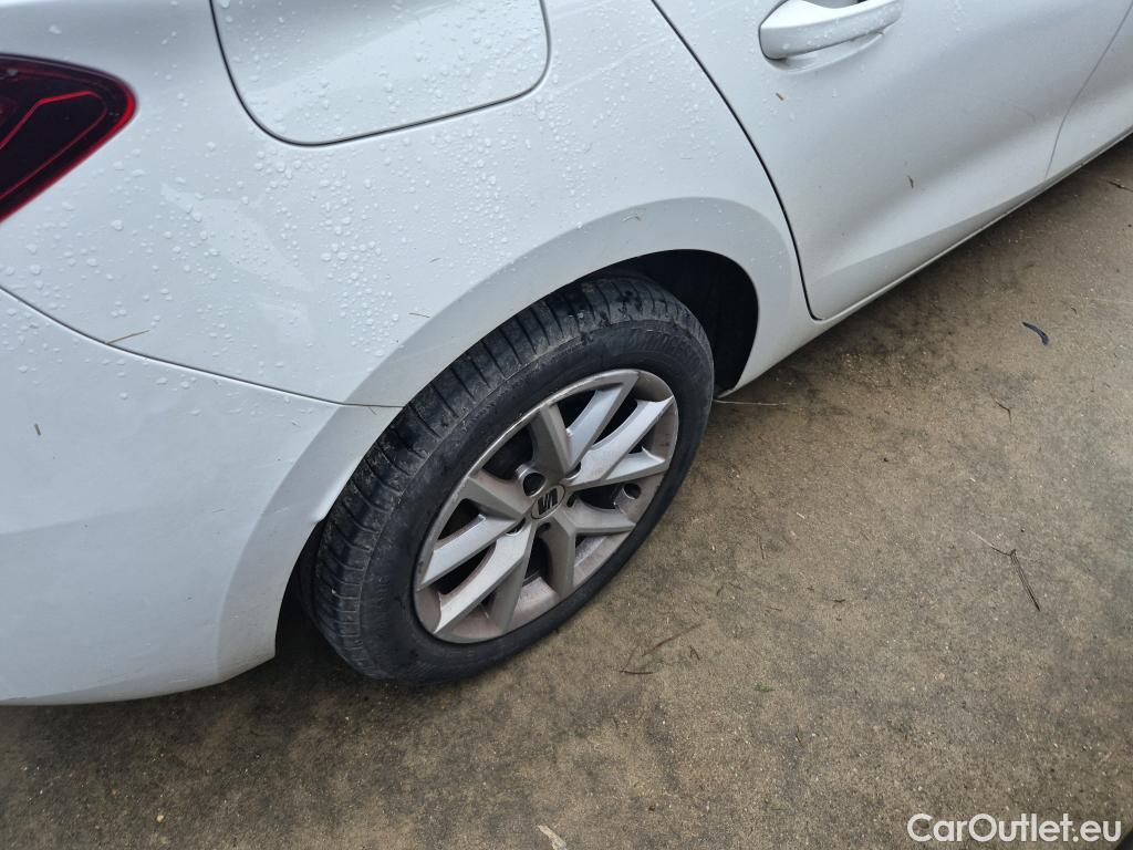  Land Rover  Discovery SEAT Nuevo León / 2020 / 5P / berlina con portón 2.0 TDI 85kW S&S Style Go(SP) #9