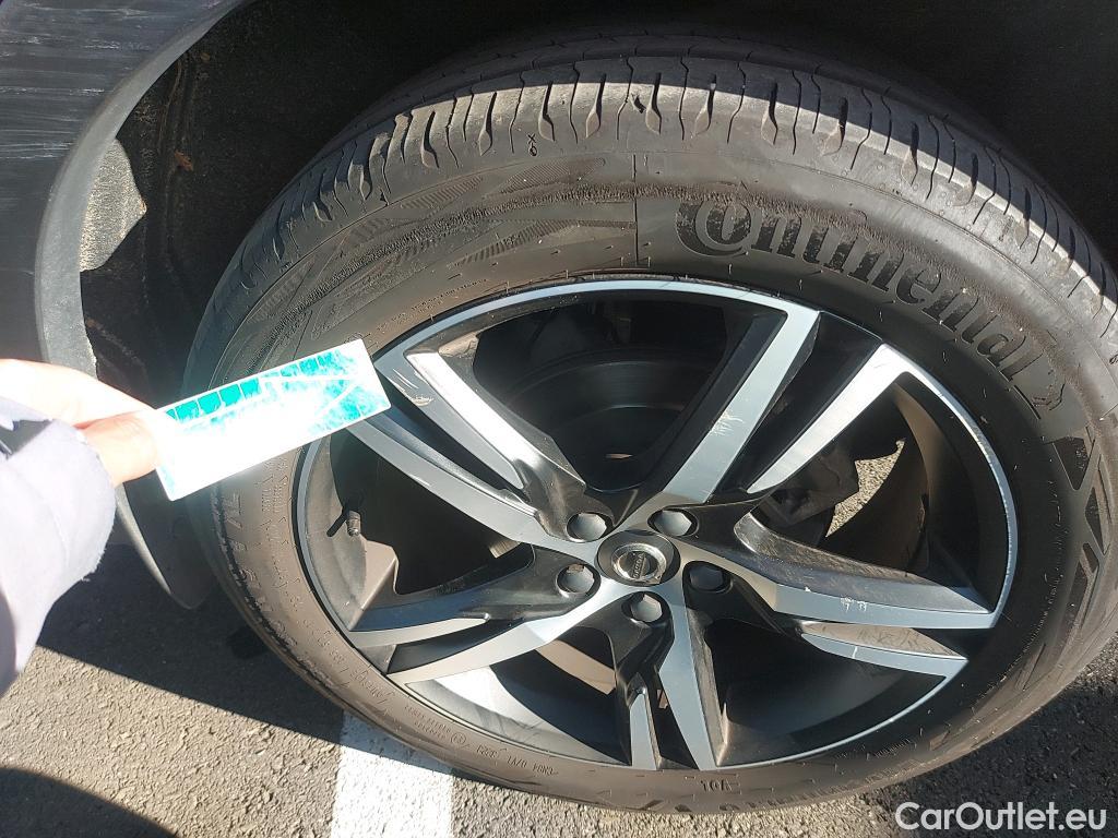  Volvo  XC 40 VOLVO XC40 / 2017 / 5P / todoterreno 1.5 T5 Twin R-Design Auto #16