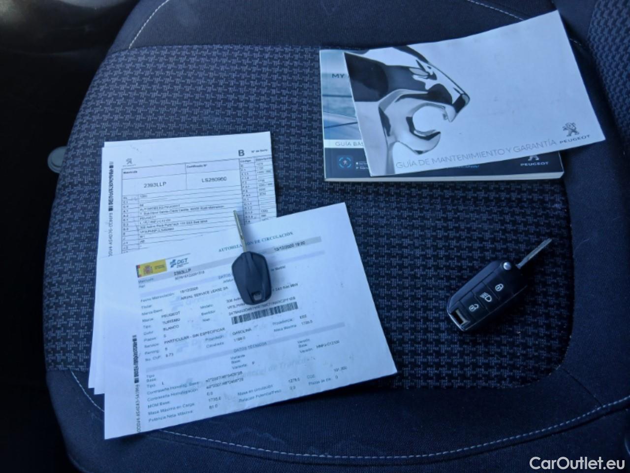  Peugeot  308 PEUGEOT  / 2017 / 5P / berlina con portón 5p Active Pack PureTech 110 S&S (AC) #39