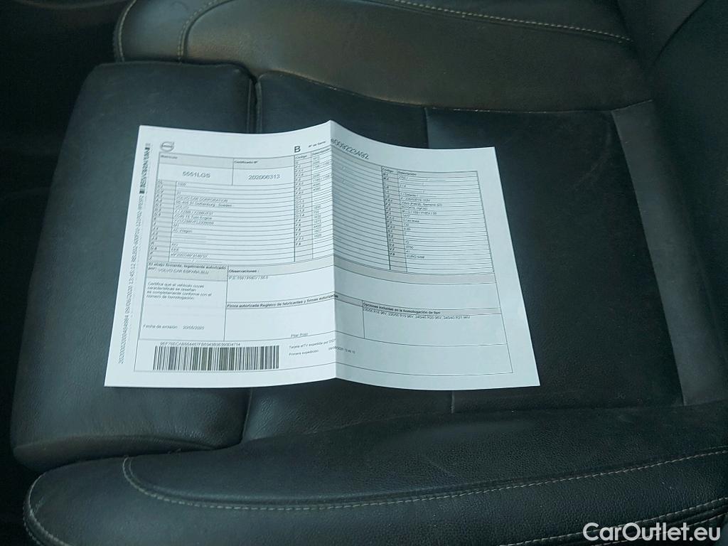  Volvo  XC 40 VOLVO XC40 / 2017 / 5P / todoterreno 1.5 T5 Twin R-Design Auto #29