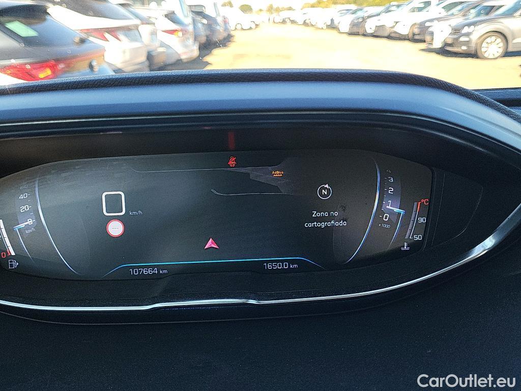  Peugeot  3008 PEUGEOT  / 2016 / 5P / todoterreno 1.5 BlueHDi 96kW (130CV) S&S Active (AC) #25