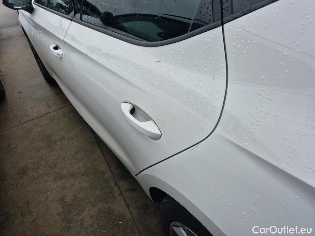  Land Rover  Discovery SEAT Nuevo León / 2020 / 5P / berlina con portón 2.0 TDI 85kW S&S Style Go(SP) #24