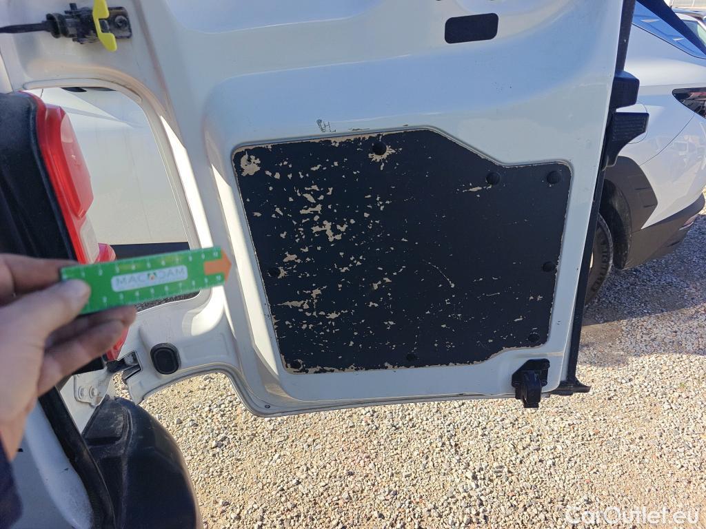  Peugeot  Expert PEUGEOT  / 2016 / 4P / furgón Furgón Pro 2.0 BlueHDi 120 S&S Standard (CX) #63