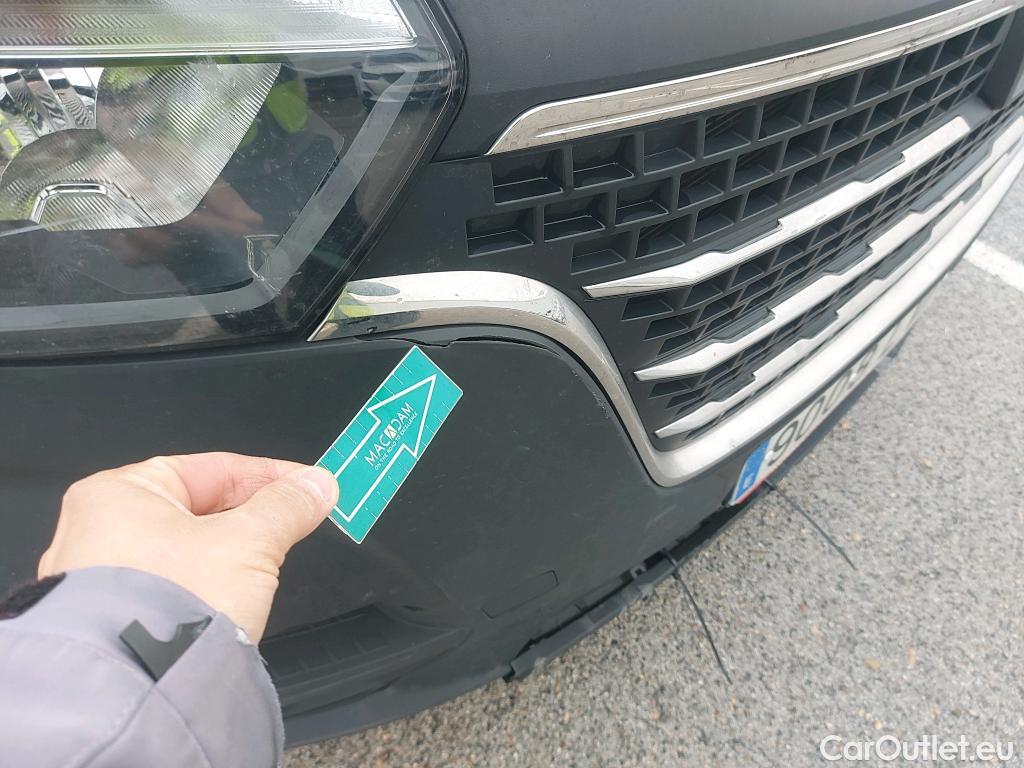  Renault  Master RENAULT TRUCKS UK  VU 4p 3G furgón Red Edition Van FWD 135CV L3H2 #2