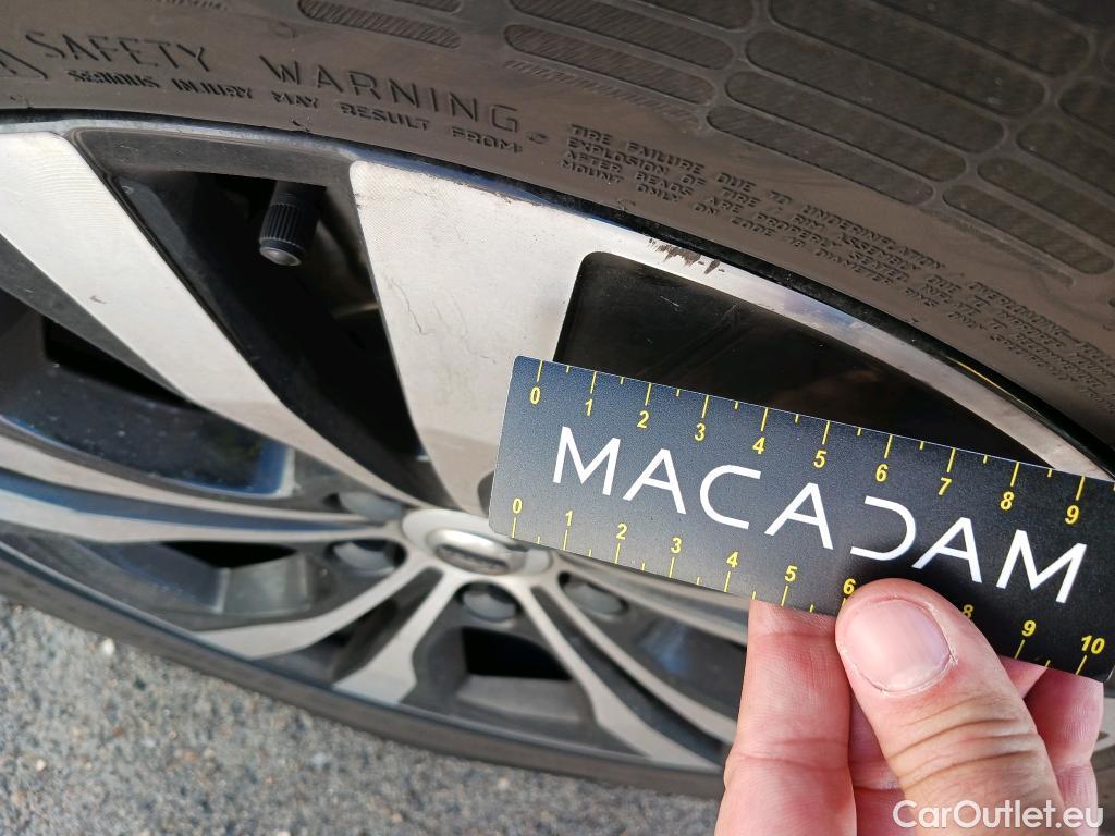  Volvo  XC60 VOLVO  / 2017 / 5P / todoterreno 2.0 T6 AWD Recharge Inscription Exp Auto #19