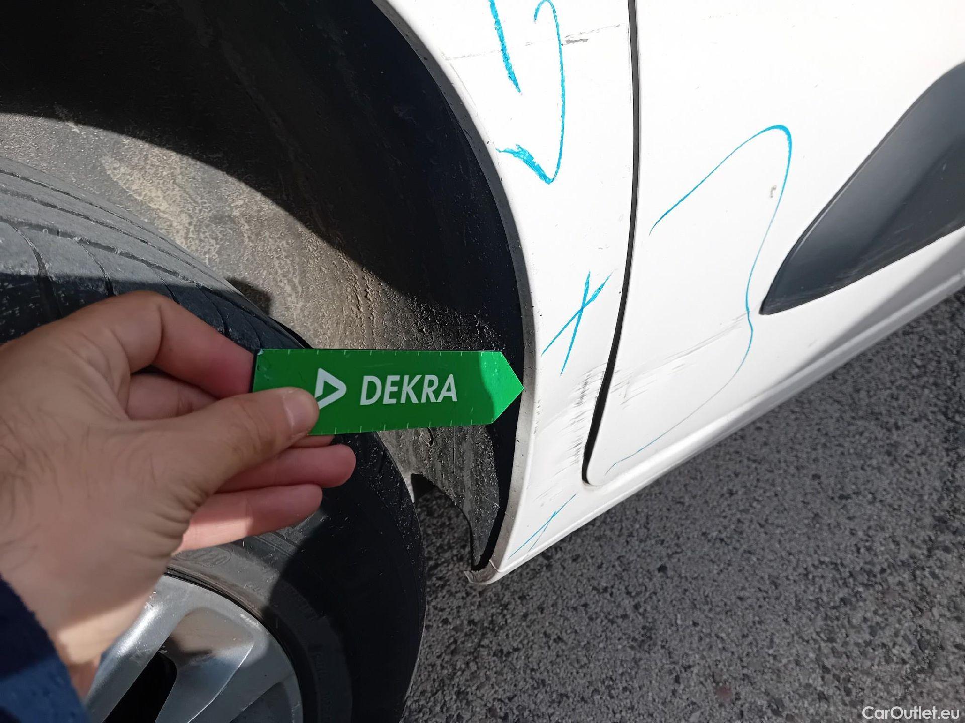  Toyota  Proace TOYOTA  City / 2020 / 4P / combi 1.5D 75kW (100CV) GX L1 (CX) #27